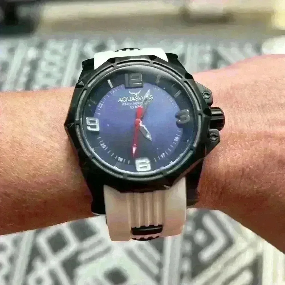 AQUASWISS Unisex Vessel G Black & White Rubber band Swiss Ronda Watch